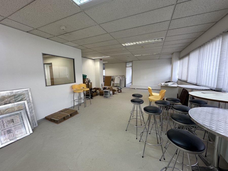 To Let commercial Property for Rent in Mowbray Western Cape